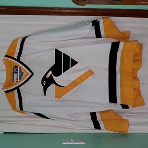 Vintage 90s CCM NHL Pittsburgh Penguins Hockey Jersey